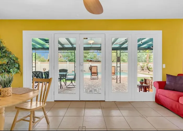 Private Oasis With Pool & Large Backyard Сasa de vacaciones Tucson
