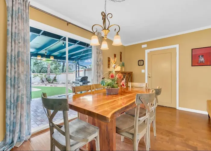 Сasa de vacaciones Private Oasis With Pool & Large Backyard