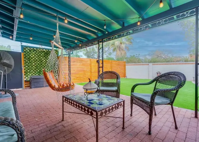 Сasa de vacaciones Private Oasis With Pool & Large Backyard *