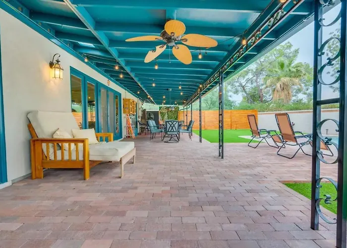 Сasa de vacaciones Private Oasis With Pool & Large Backyard